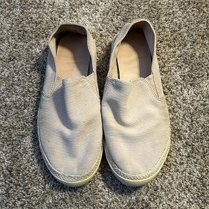 Neutral Cream J Slides Shoes Loafers Size 7